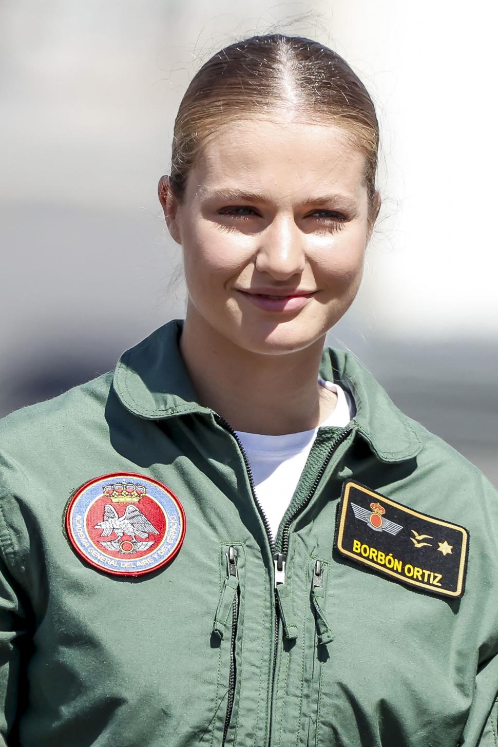 Leonor, viitoarea regină a Spaniei, a intrat la Academia Forțelor Aeriene. Imagini cu prințesa de 19 ani în prima ei zi de cursuri 1003583