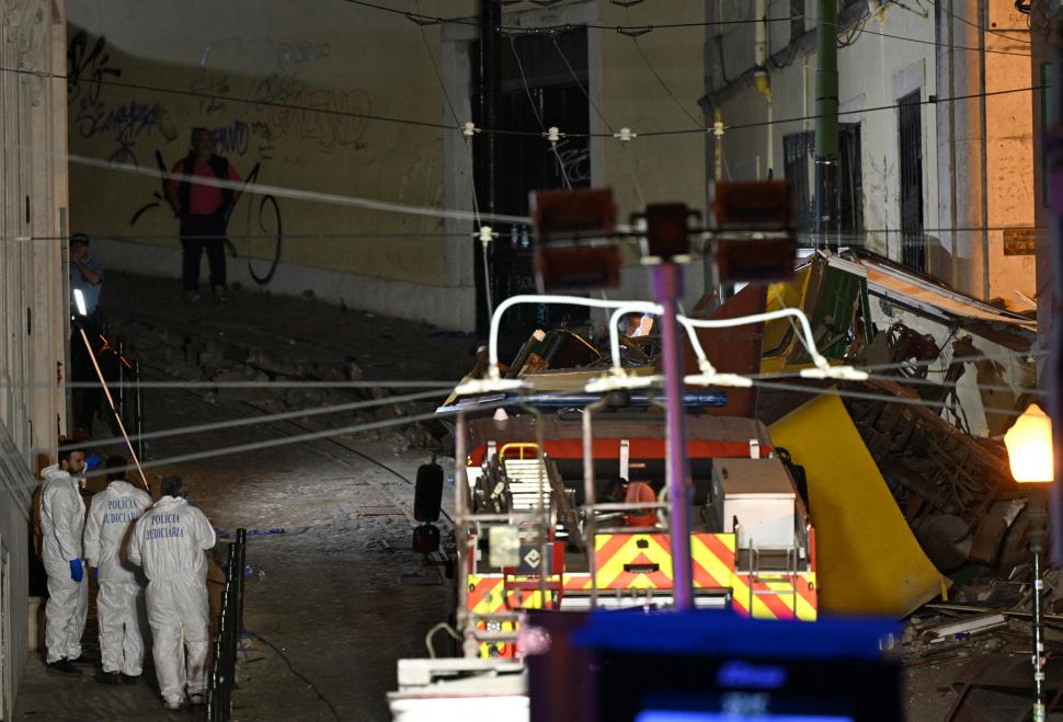 Mărturiile şocante ale martorilor tragediei din Lisabona: "Era scăpat de sub control. Am avut timp doar să fugim" 1004533