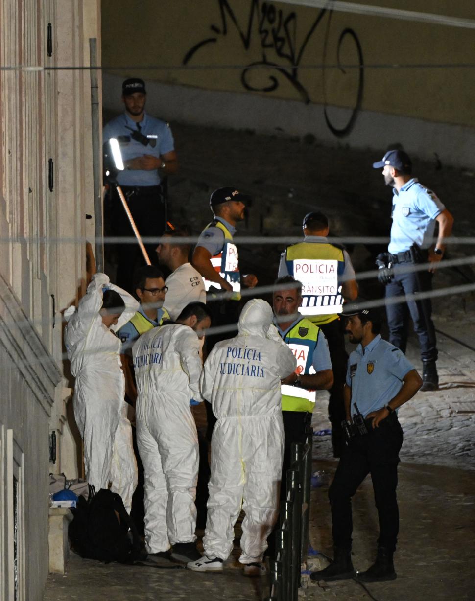 Mărturiile şocante ale martorilor tragediei din Lisabona: "Era scăpat de sub control. Am avut timp doar să fugim" 1004534