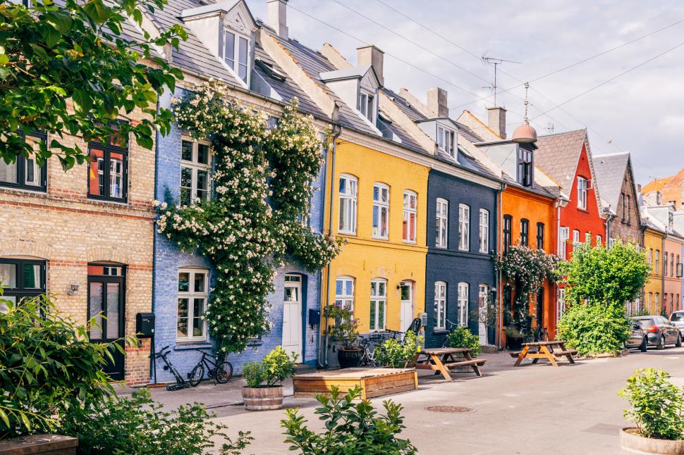 Capitala europeană care a fost numită cel mai fericit oraș din lume. În mod surprinzător, nu este cea a Finlandei 1004646