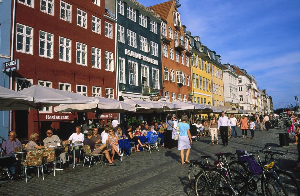 Capitala europeană care a fost numită cel mai fericit oraș din lume. În mod surprinzător, nu este cea a Finlandei 1004647