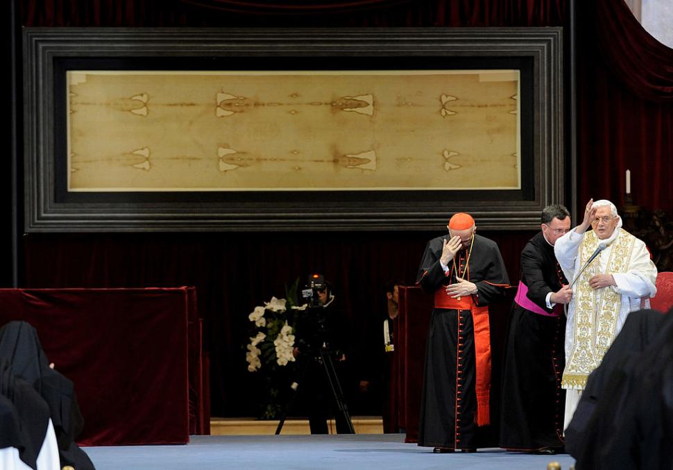 Cercetătorii au descoperit cea mai veche mențiune scrisă care susține că Giulgiul din Torino, „dovada învierii lui Iisus”, este un fals 1004759