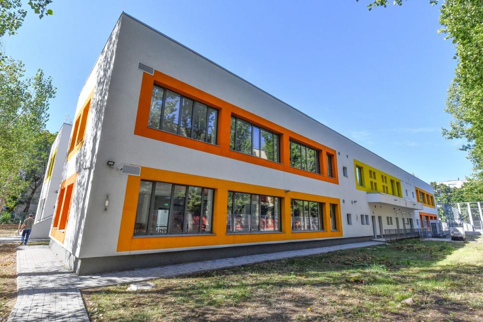 Imagini cu investițiile de peste 700 de milioane de lei în creșe, școli și grădinițe, în Sectorul 6 al Capitalei 1005024