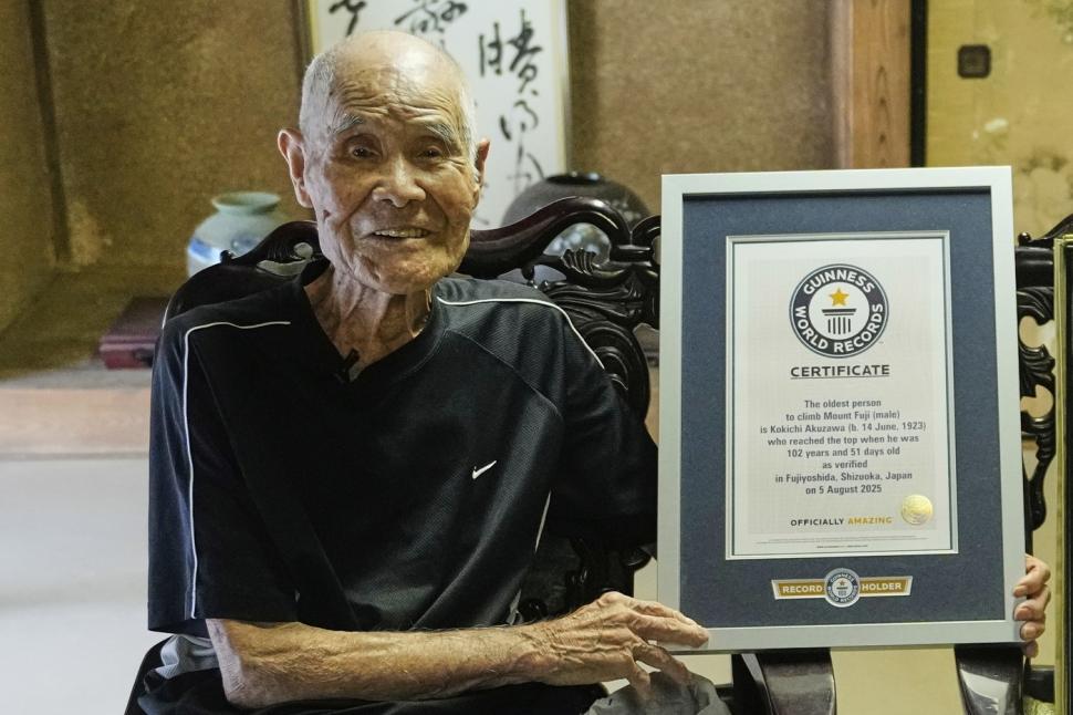 La 102 ani, Kokichi Akuzawa a escaladat Muntele Fuji și a intrat în Cartea Recordurilor. El a dezvăluit cum a reușit să ajungă în vârf 1004684