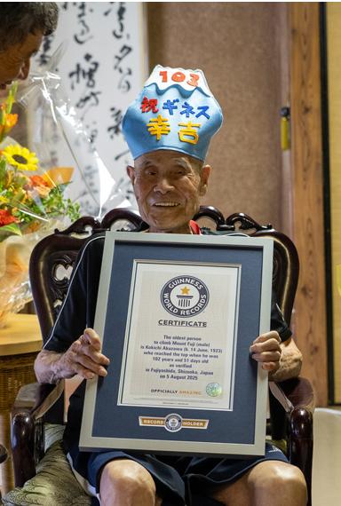 La 102 ani, Kokichi Akuzawa a escaladat Muntele Fuji și a intrat în Cartea Recordurilor. El a dezvăluit cum a reușit să ajungă în vârf 1004686