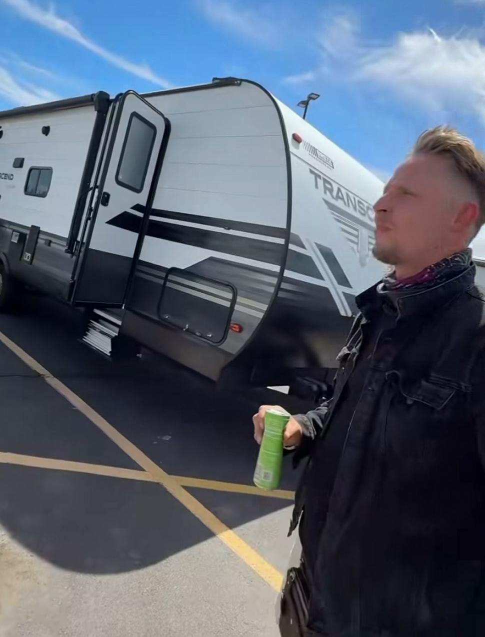 Misterul crimei de la festivalul Burning Man se adâncește. Bărbatul ucis avea 37 de ani și este din Rusia: Tatăl lui Vadim rupe tăcerea 1004914