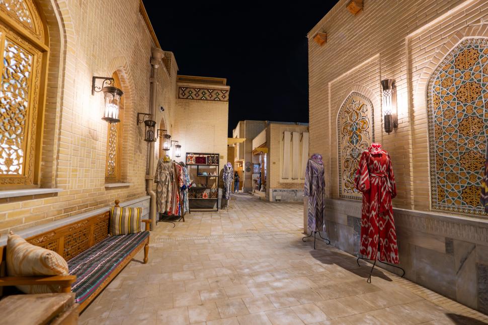 E considerat noua atracție a Asiei Centrale. Cum arată spectaculosul „oraș” unde luxul contemporan se îmbină cu atmosfera bazarurilor 1005236