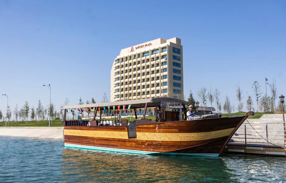 E considerat noua atracție a Asiei Centrale. Cum arată spectaculosul „oraș” unde luxul contemporan se îmbină cu atmosfera bazarurilor 1005250