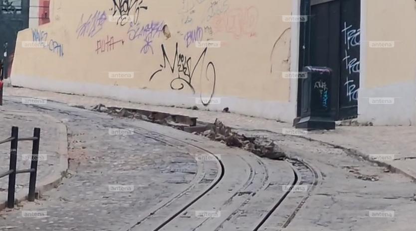 Filmul tragediei din Lisabona, cu 16 morți. Imagini exclusive de la locul unde funicularul Gloria a sărit de pe șine 1005177