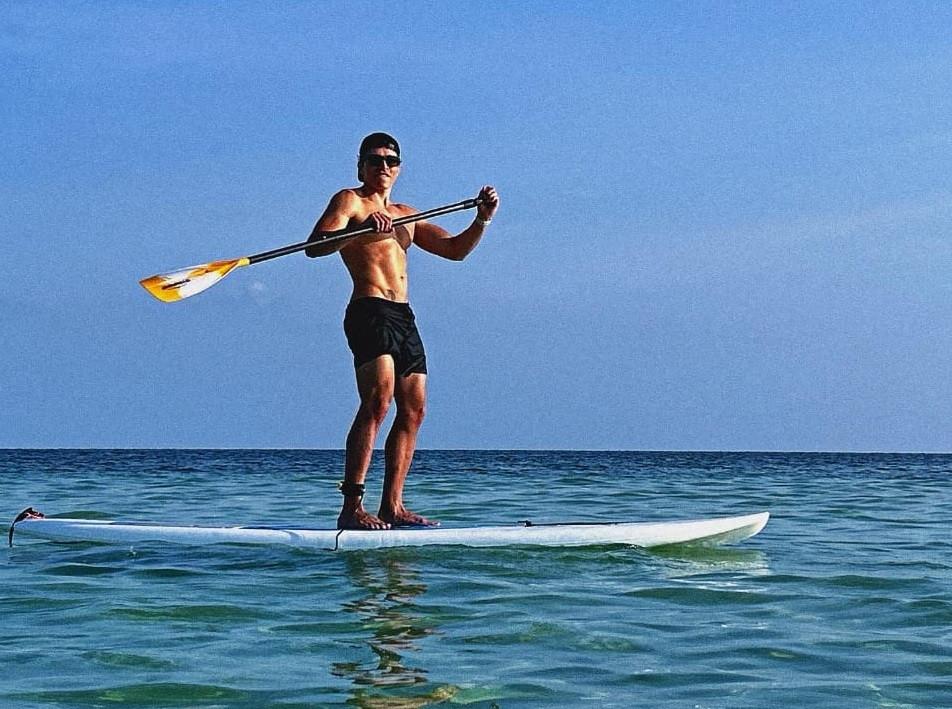 Un fost actor Disney Channel se mândreşte cu postările pe care face pe OnlyFans: "E conţinut elegant". Are peste 400 de poze incendiare 1004963