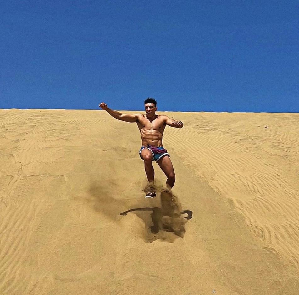 Un fost actor Disney Channel se mândreşte cu postările pe care face pe OnlyFans: "E conţinut elegant". Are peste 400 de poze incendiare 1004965