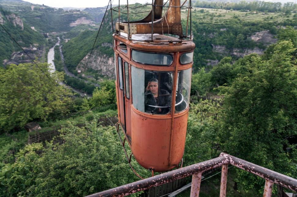 „Acest aur negru a devenit o ciumă pentru noi”. Mina dintr-o fostă țară sovietică alimentează ambiția UE pentru înarmare 1004854
