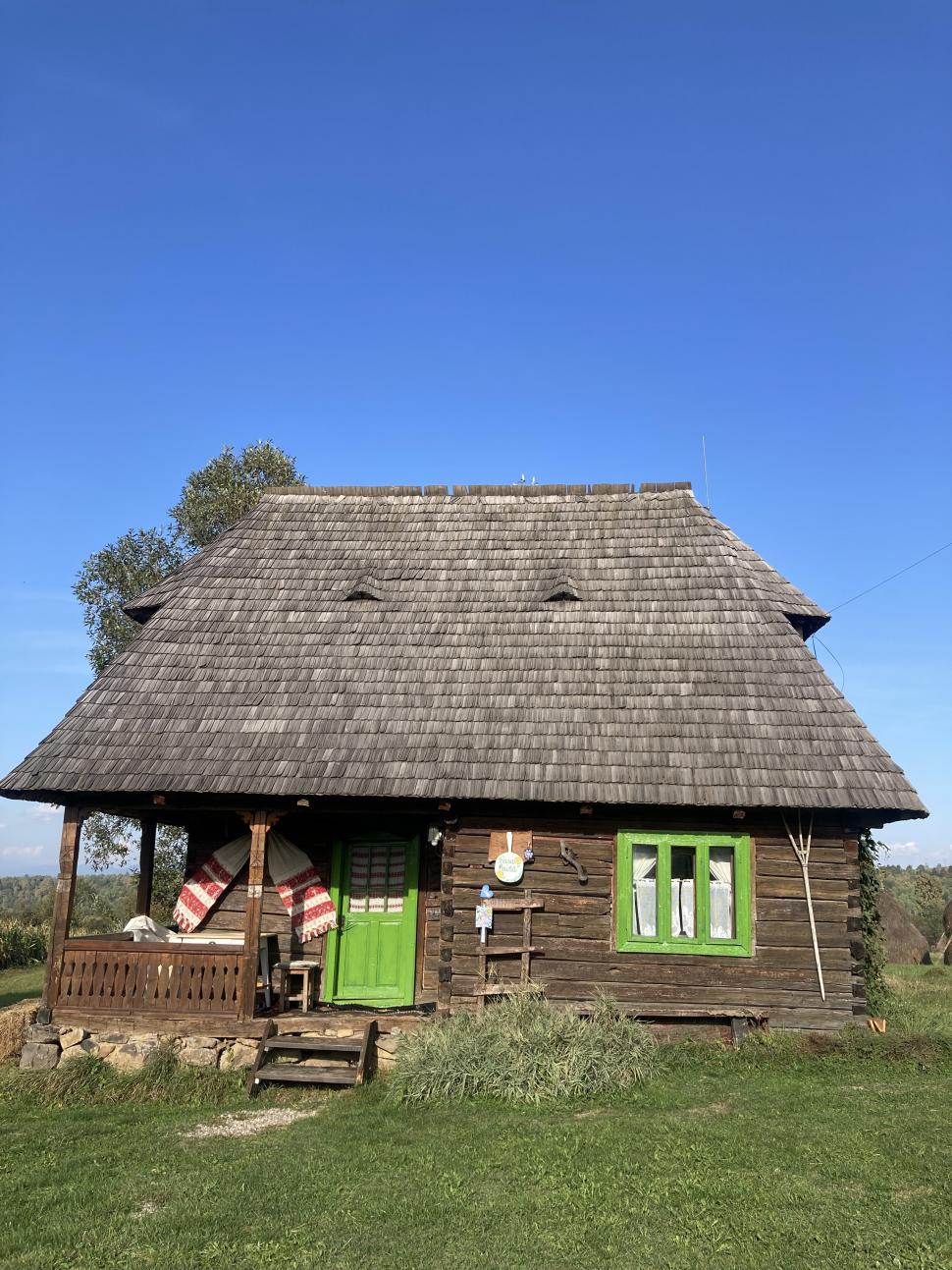 Destinaţiile de vacanţă preferate de turiști în Maramureș vara aceasta: Satul Breb, Mocăniţa, bisericuţele de lemn şi locurile inedite 1003647