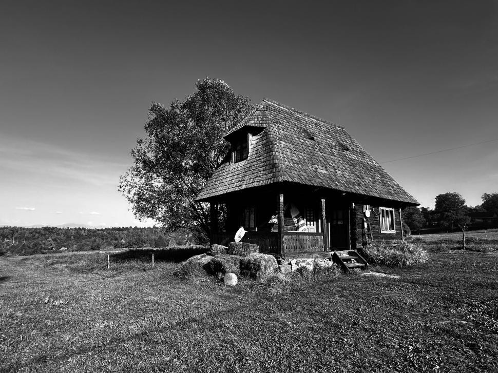 Destinaţiile de vacanţă preferate de turiști în Maramureș vara aceasta: Satul Breb, Mocăniţa, bisericuţele de lemn şi locurile inedite 1003674