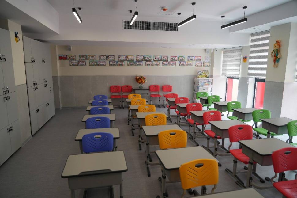 A fost inaugurată prima școală contruită de la zero în București după Revoluție. Cum arată complexul educaţional „Victor Brauner” 1005543