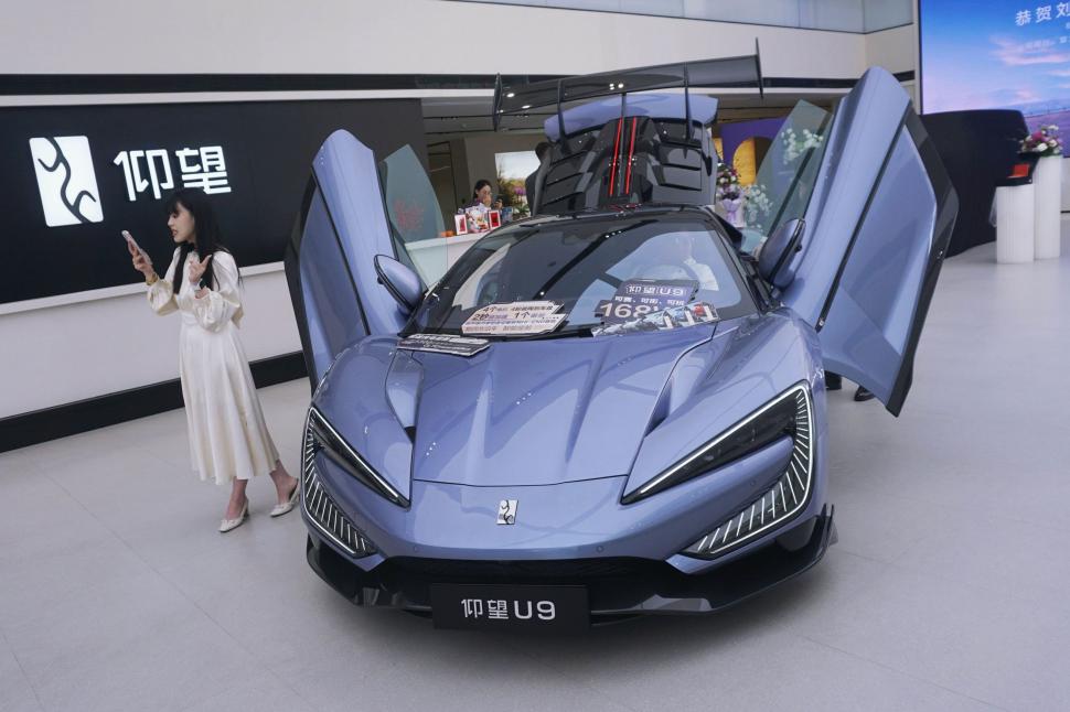 Cea mai rapidă supermașină electrică din lume: YANGWANG U9 Track Edition tocmai a doborât recordul de viteză pentru vehicule electrice 1005515