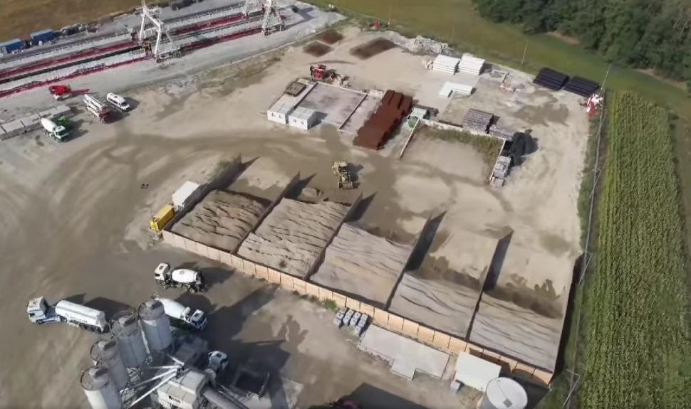 Imagini de pe șantierul Autostrăzii Sibiu-Piteşti. Pe Secțiunea 3 se folosește o tehnologie cum nu a mai existat în România 1006078