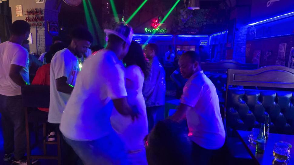 Cum s-a dat timpul înapoi cu 7 ani azi-noapte, în centrul Bucureștiului. Comunitatea de etiopieni a intrat în... 2018 1007070