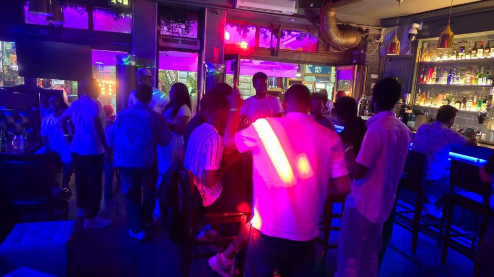 Cum s-a dat timpul înapoi cu 7 ani azi-noapte, în centrul Bucureștiului. Comunitatea de etiopieni a intrat în... 2018 1007075