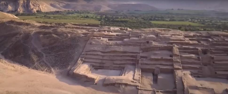 Vechi de 3.800 de ani, oraşul descoperit recent într-un deşert din Peru rescrie istoria Americilor 1006823