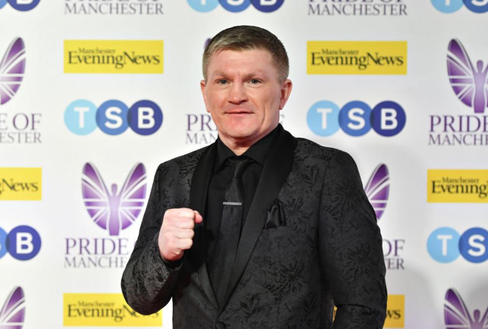 Legendarul boxer Ricky Hatton a fost găsit mort în casa lui din Manchester. Avea 46 de ani şi urma să revină în ring 1007150