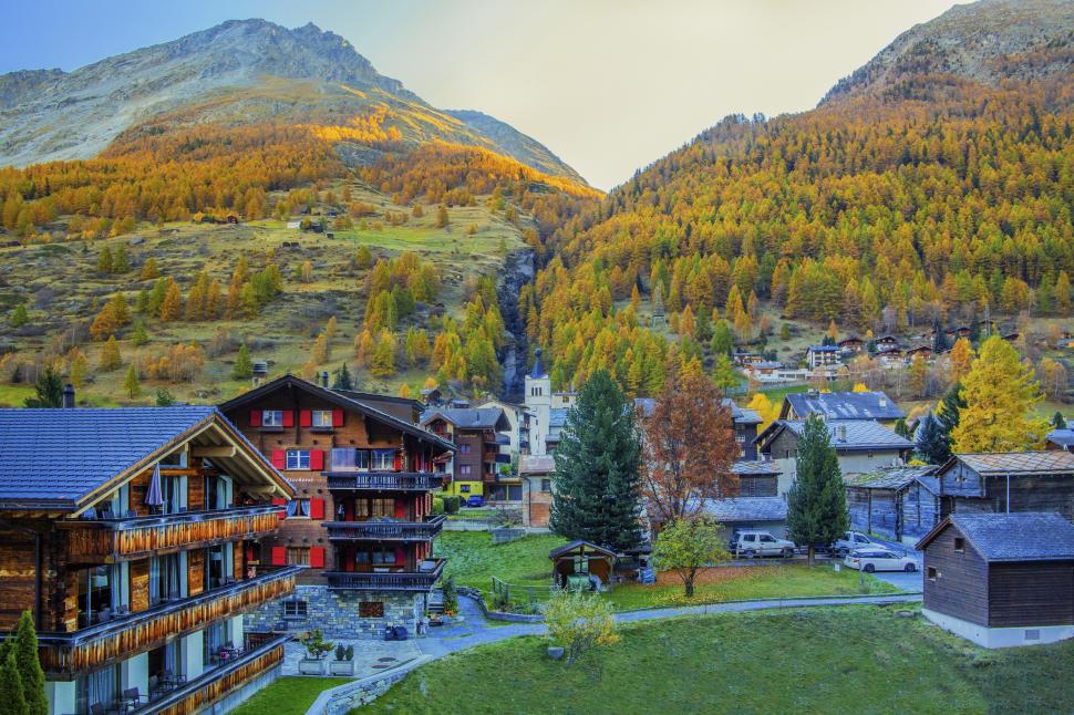 Enclava portugheză din inima Elveției. Cum au ajuns localnicii minoritari la ei în țară 1007637