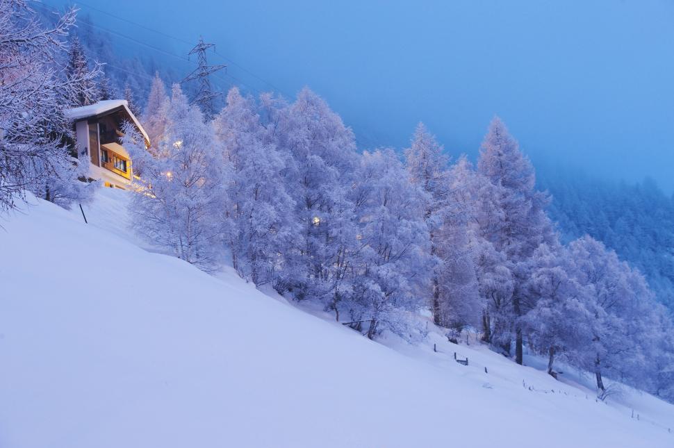 Enclava portugheză din inima Elveției. Cum au ajuns localnicii minoritari la ei în țară 1007639