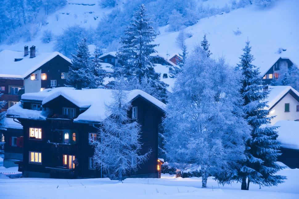 Enclava portugheză din inima Elveției. Cum au ajuns localnicii minoritari la ei în țară 1007641