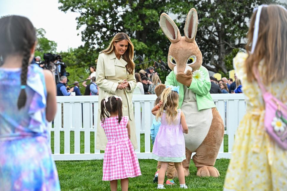 Prima Doamnă și Prințesa. Toți ochii sunt pe cele două femei celebre, dar discrete: „Vedetele sunt clare, Kate e în fruntea listei”  1007776