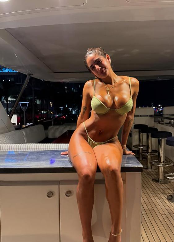  Scandal uriaș cu vedete. O influenceriță celebră își acuză fostul iubit, cântăreț, că a publicat o filmare intimă cu ei doi 1008064