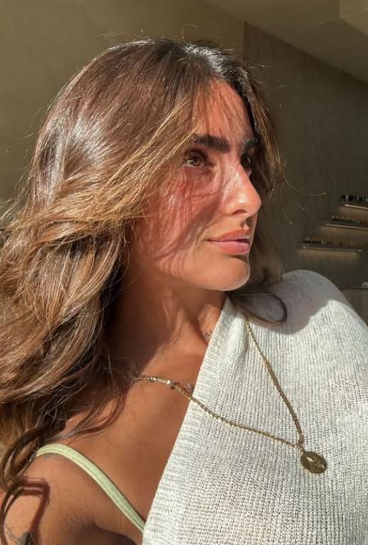  Scandal uriaș cu vedete. O influenceriță celebră își acuză fostul iubit, cântăreț, că a publicat o filmare intimă cu ei doi 1008068