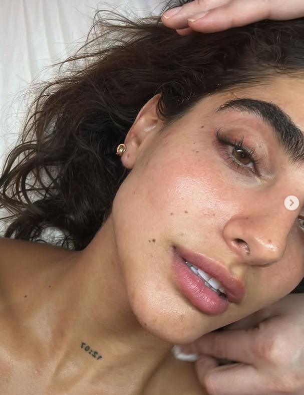  Scandal uriaș cu vedete. O influenceriță celebră își acuză fostul iubit, cântăreț, că a publicat o filmare intimă cu ei doi 1008071