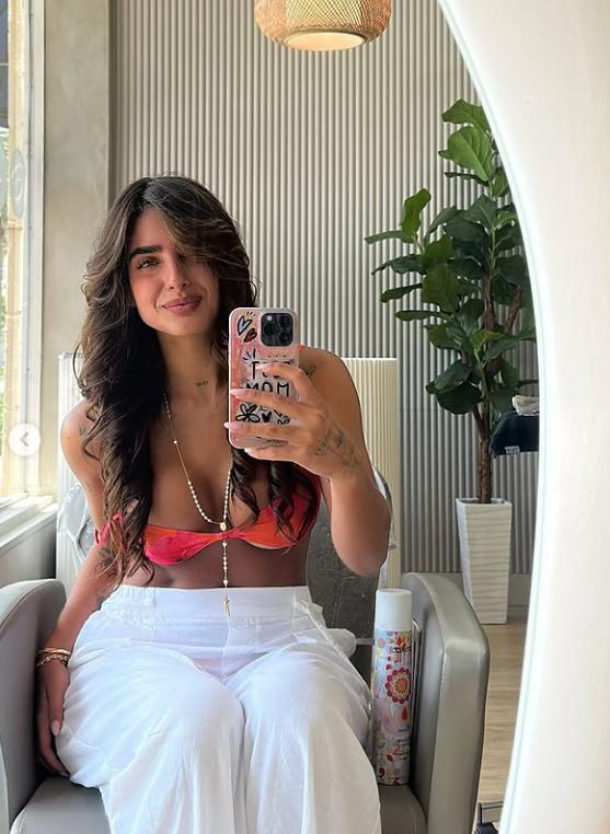  Scandal uriaș cu vedete. O influenceriță celebră își acuză fostul iubit, cântăreț, că a publicat o filmare intimă cu ei doi 1008072