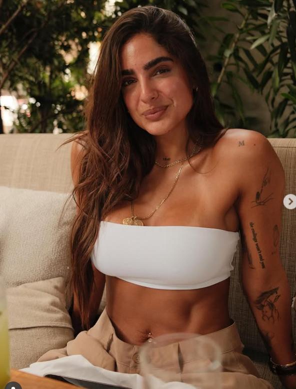  Scandal uriaș cu vedete. O influenceriță celebră își acuză fostul iubit, cântăreț, că a publicat o filmare intimă cu ei doi 1008082