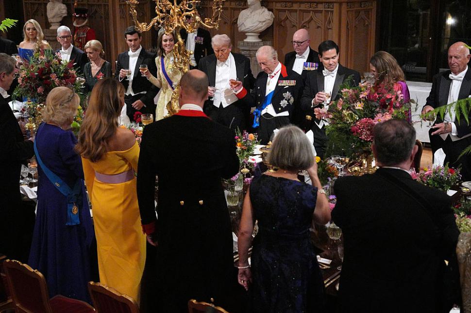 În culisele banchetului de la Windsor: Melania și Camilla nu au stat întâmplător alături. Cum a făcut-o Trump pe Kate să zâmbească 1008175