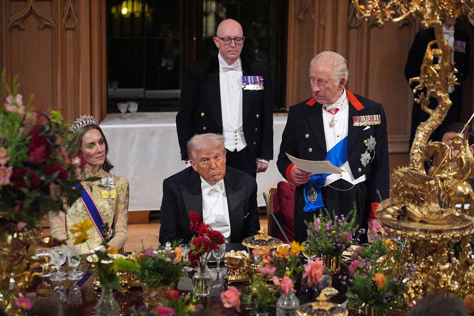 În culisele banchetului de la Windsor: Melania și Camilla nu au stat întâmplător alături. Cum a făcut-o Trump pe Kate să zâmbească 1008179