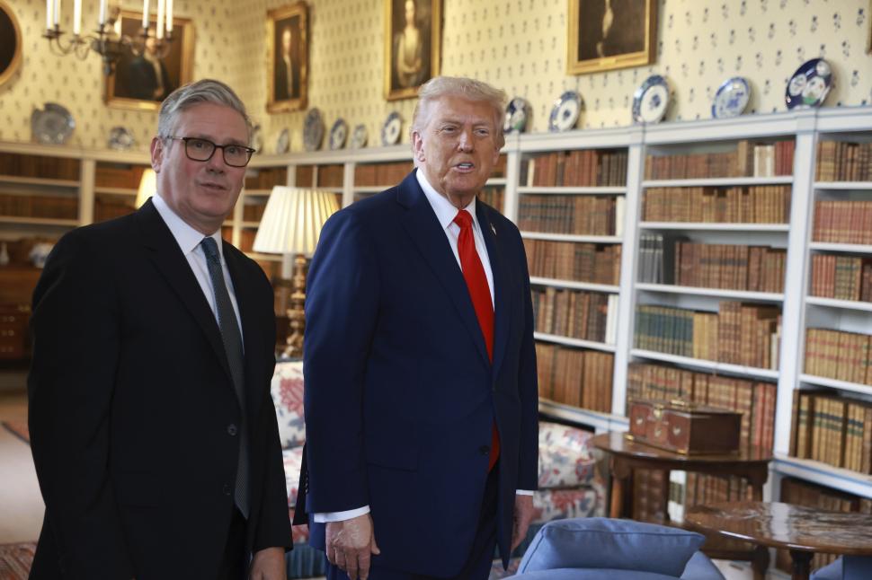 Starmer l-a invitat pe Trump la impresionantul conac Chequers din Anglia rurală. Celebra reședință a fost construită în 1556 1008368