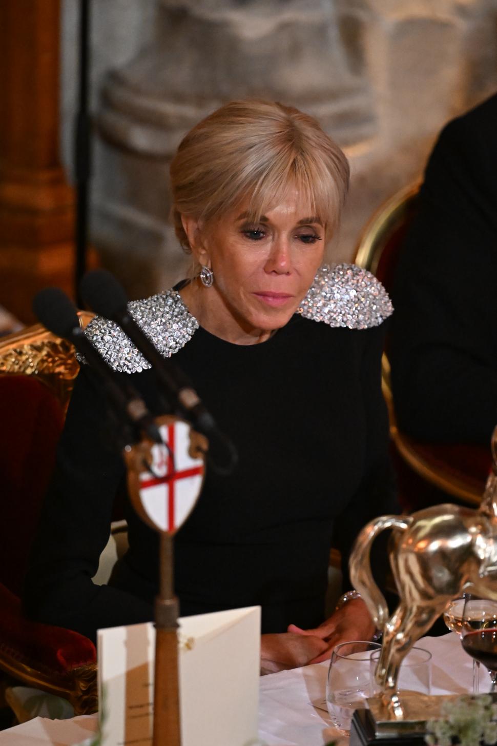 Avocatul soţilor Macron confirmă că aceştia vor prezenta dovezi „ştiinţifice” că Brigitte este femeie 1008778