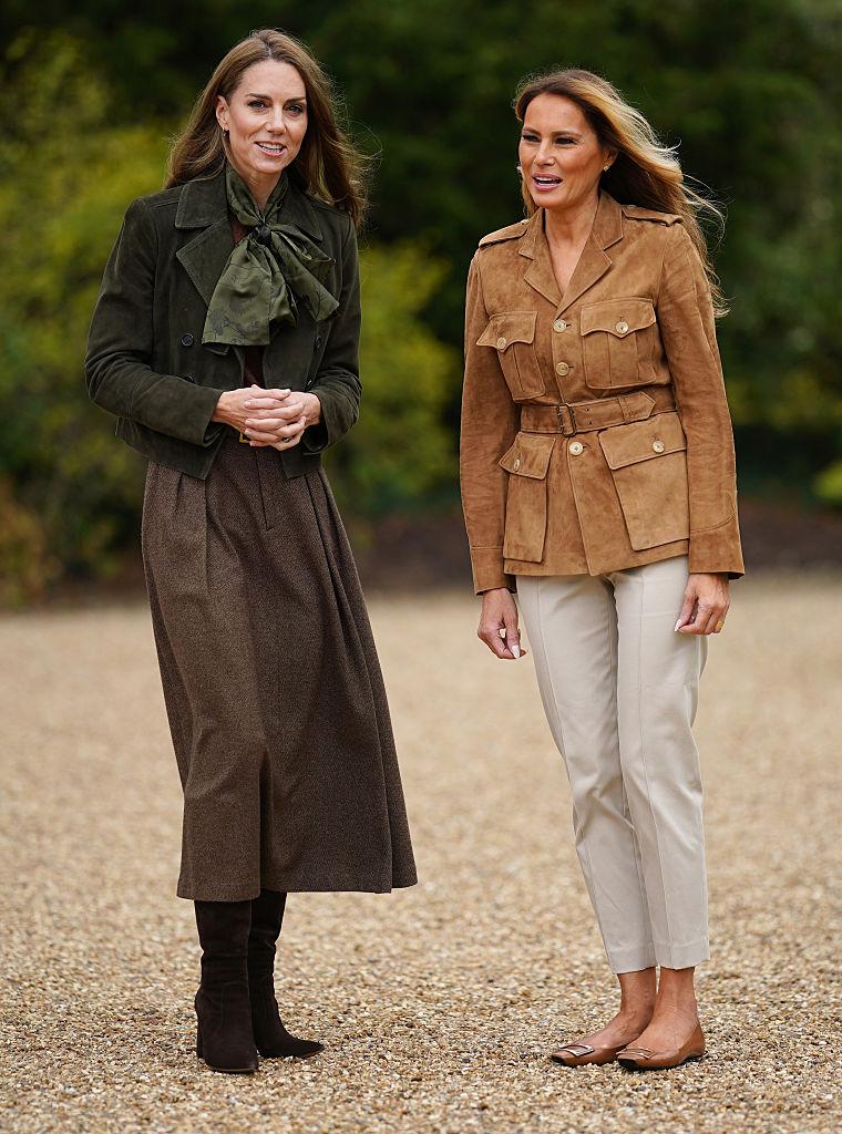 Imagini senzaționale cu Melania Trump și prințesa Catherine. După bal, au ieșit afară ca să facă „hoteluri pentru insecte” 1008563