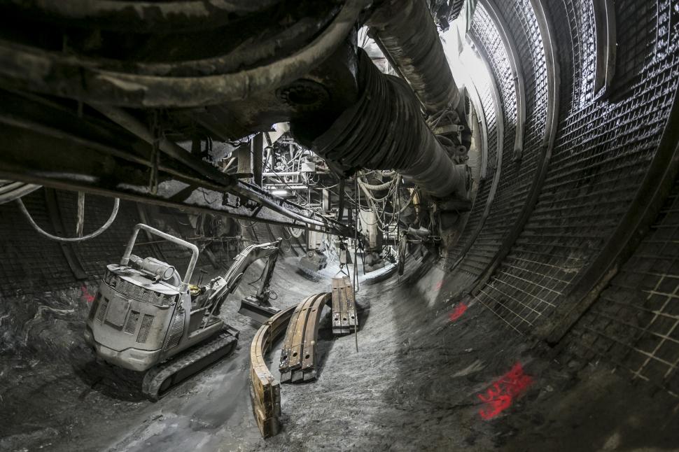 Cum se pregătește Europa pentru viitoarele crize și războaie: Brenner - tunelul lung de 230 km, construit la 1.400 de metri sub Alpi 1008693