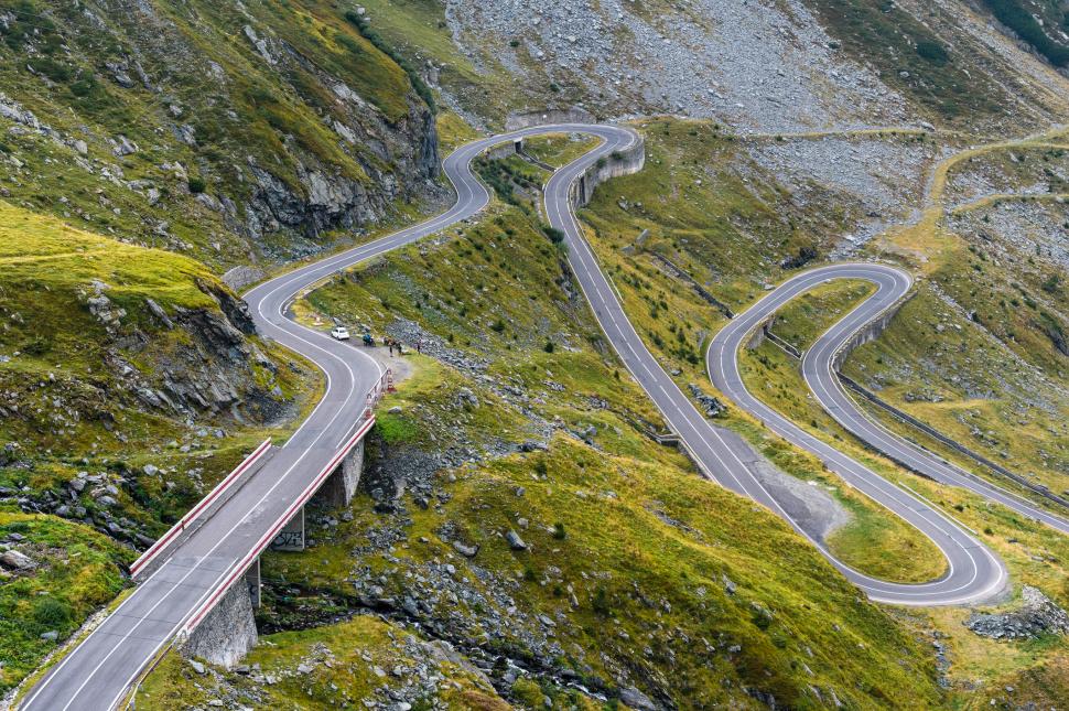 Povestea tristă a Transfăgărășanului. Drumul minune al României are un trecut dureros. Cum a fost construit acum 51 de ani 1008833