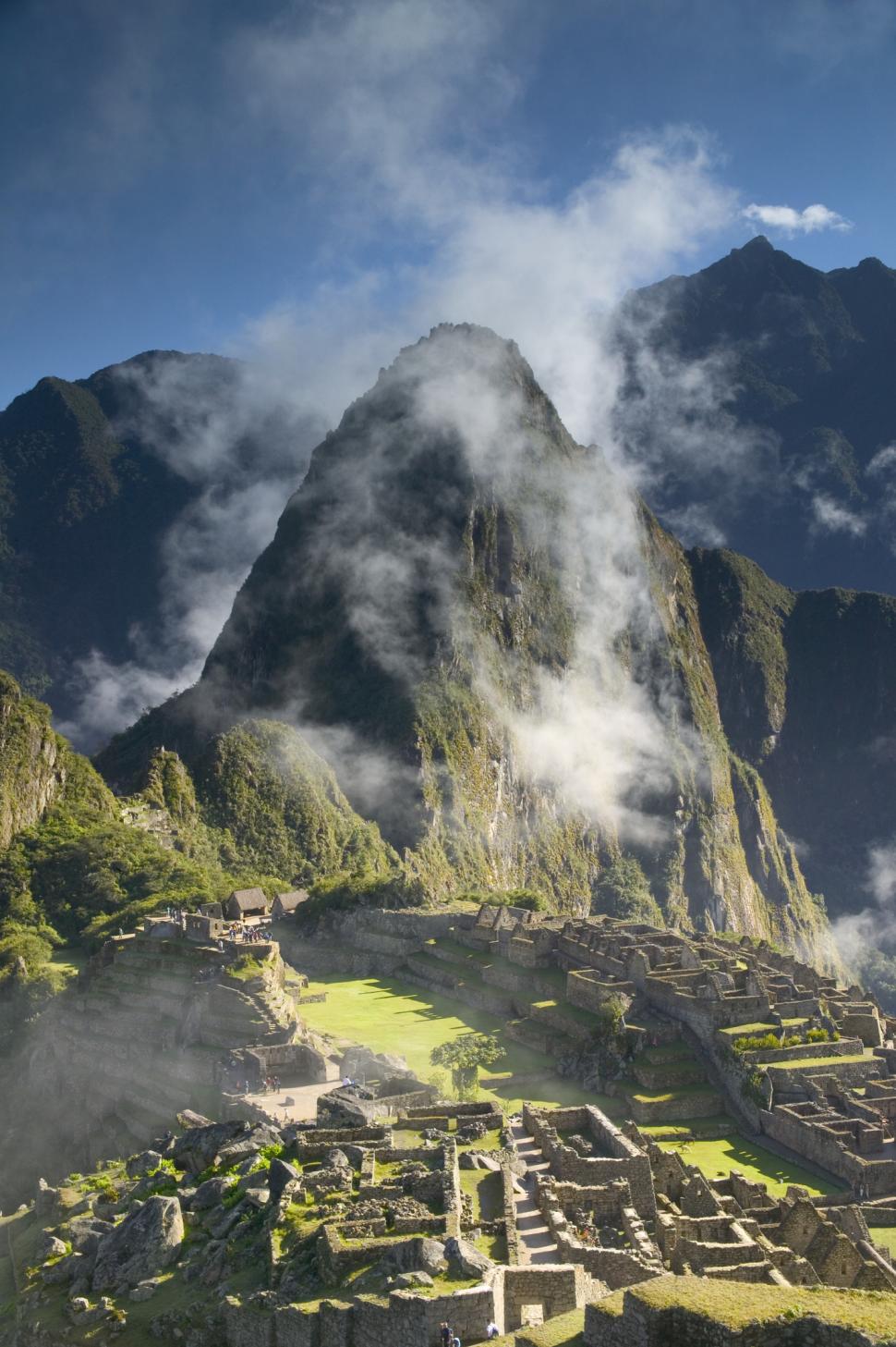 Turiștii blocați aproape o săptămână la Machu Picchu au putut fi evacuați. Protestul localnicilor, încheiat 1009294