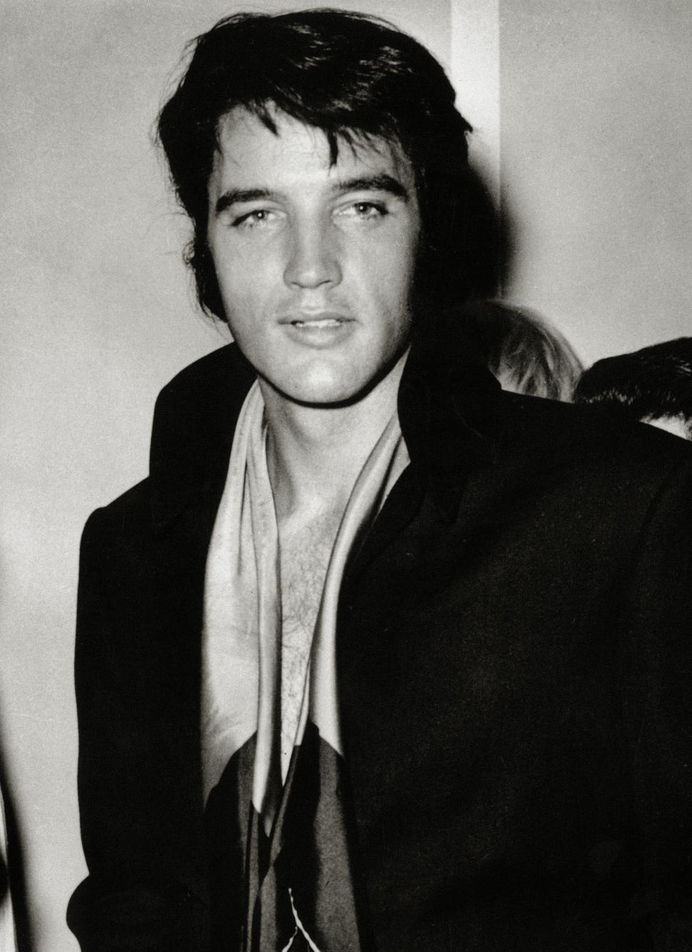 Cum a încercat o femeie să pună mâna pe celebra reședință Graceland a lui Elvis Presley: "O schemă extrem de sofisticată" 1009660