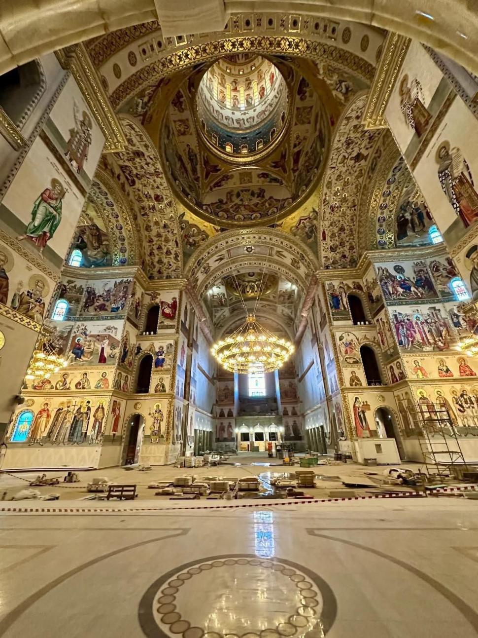 Cum arată în interior Catedrala Mântuirii Neamului. Imagini spectaculoase 1009624