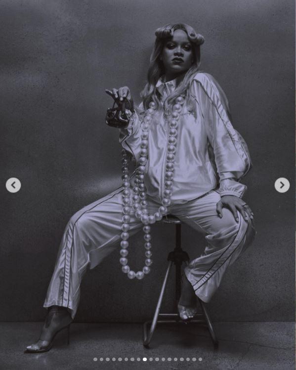 Rihanna a devenit mamă pentru a treia oară. Prima imagine cu fiica ei şi numele neobişnuit ales 1009936