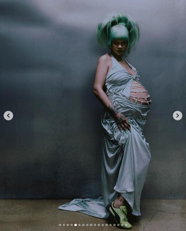 Rihanna a devenit mamă pentru a treia oară. Prima imagine cu fiica ei şi numele neobişnuit ales 1009940