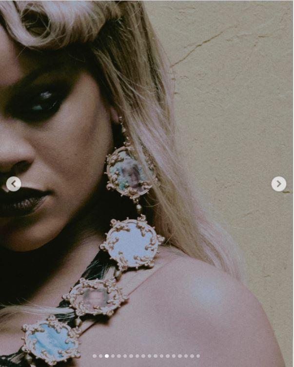 Rihanna a devenit mamă pentru a treia oară. Prima imagine cu fiica ei şi numele neobişnuit ales 1009942