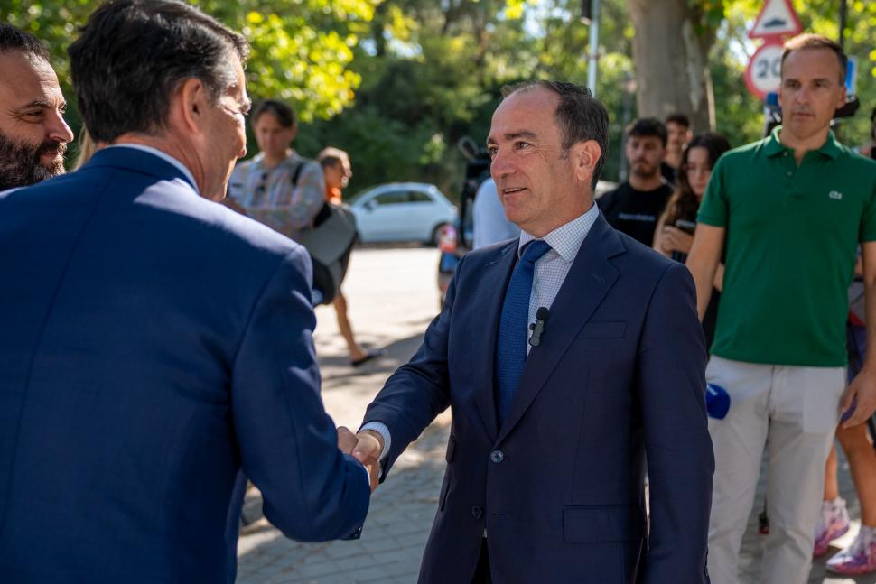 Transportul viitorului. Madrid testează primul autobuz fără șofer „fabricat în Spania” 1009858