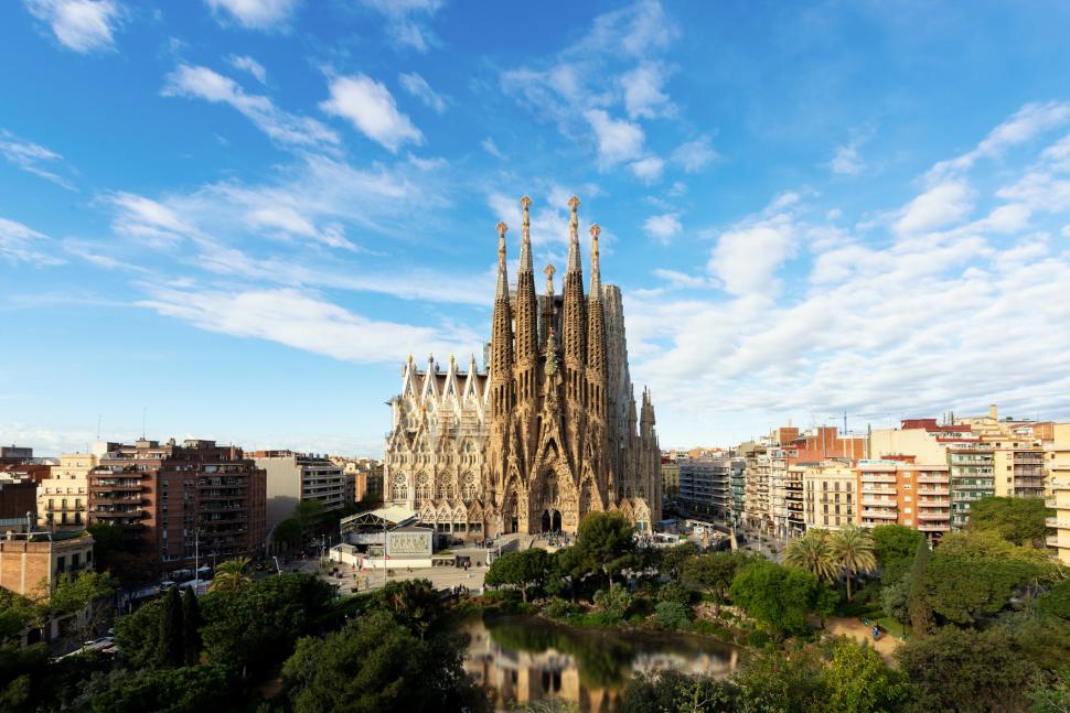Sagrada Familia va găzdui o serie de evenimente dedicate arhitectului Gaudi. Lucrările se vor încheia în 2026 1010358