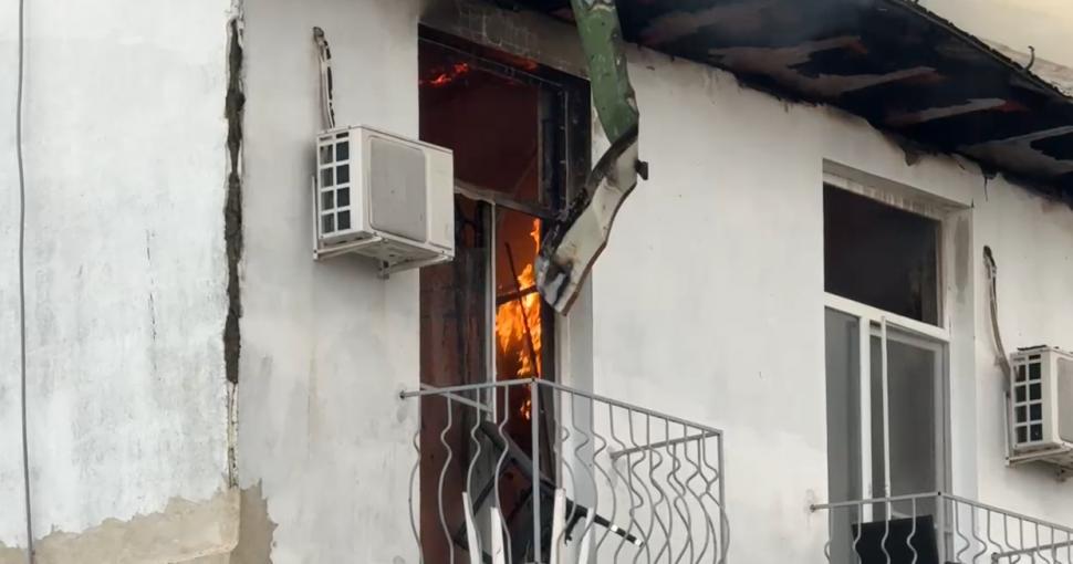 Două femei găsite carbonizate în hotelul ars în Prahova. Unitatea fusese închisă pentru că nu luase măsuri de securitate la incendiu 1010707